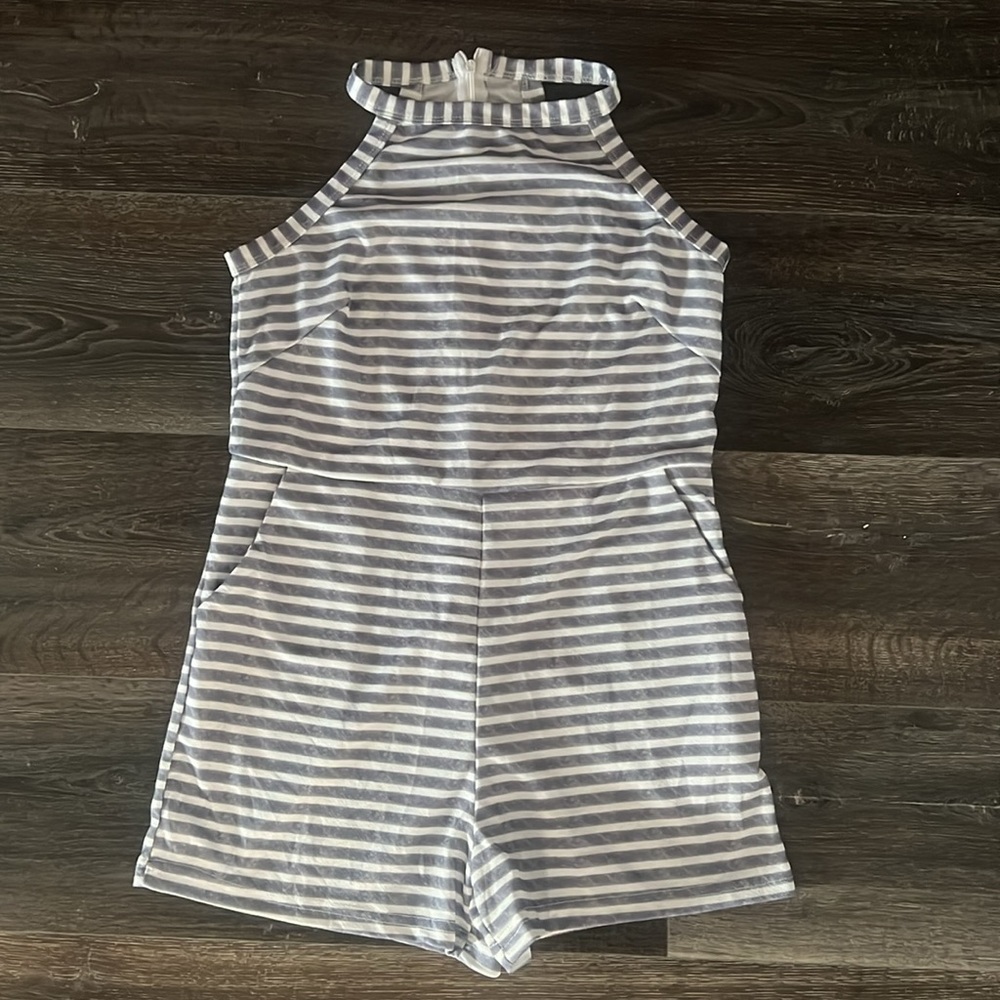Striped Romper - Picture 3 of 11